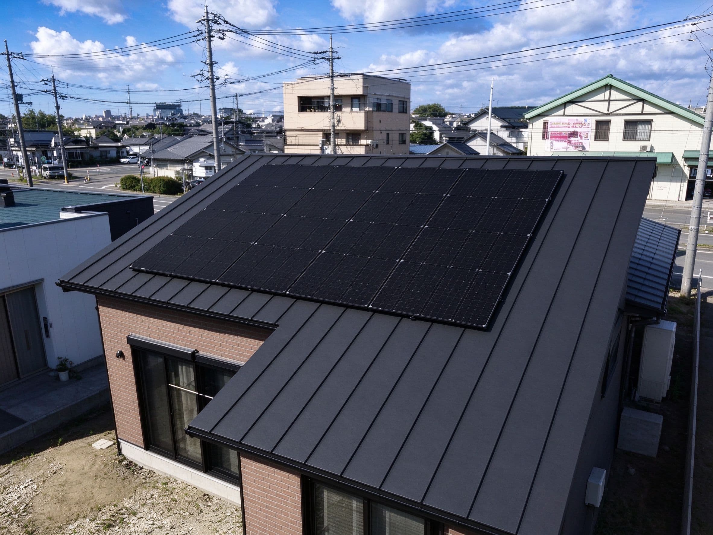 EA1619 — Black Matte Solar Label (for Black Solar Panels, 121 °C)